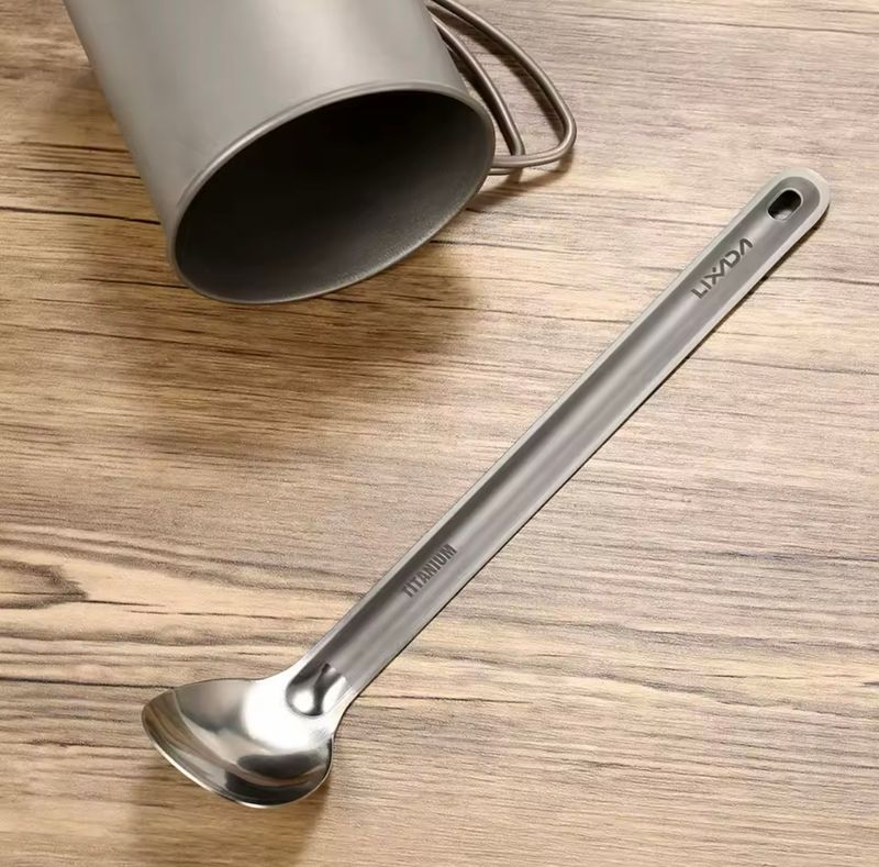 Spiseskje lang type - Titan