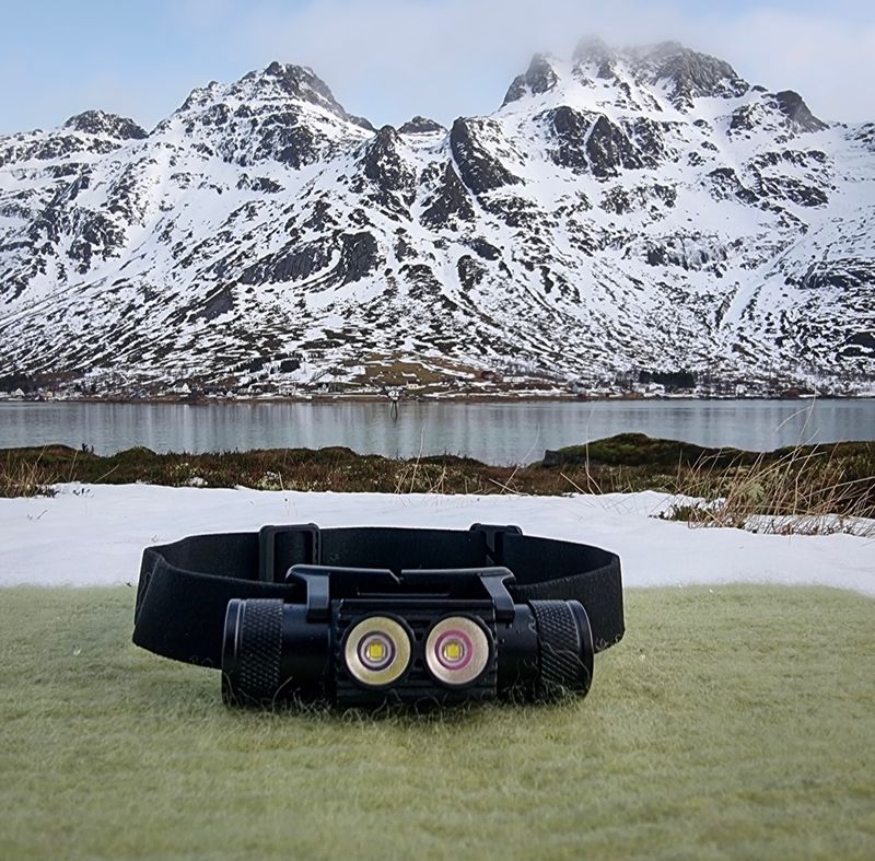 Kraftig hodelykt - 2200 Lumen